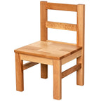 Kinderstuhl in Frontalansicht aus massivem Buchenholz in Natur, stabiler Holzstuhl für Kinder mit zeitlosem Design